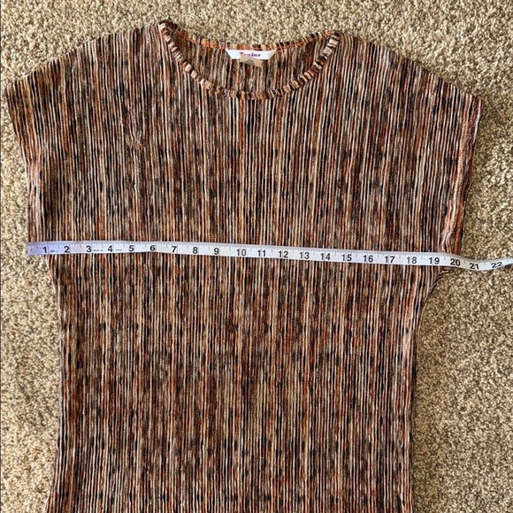 TanJay Blouse Brown Pleated Cap Sleeve Top Shirt Women's Size - Picture 6 of 8